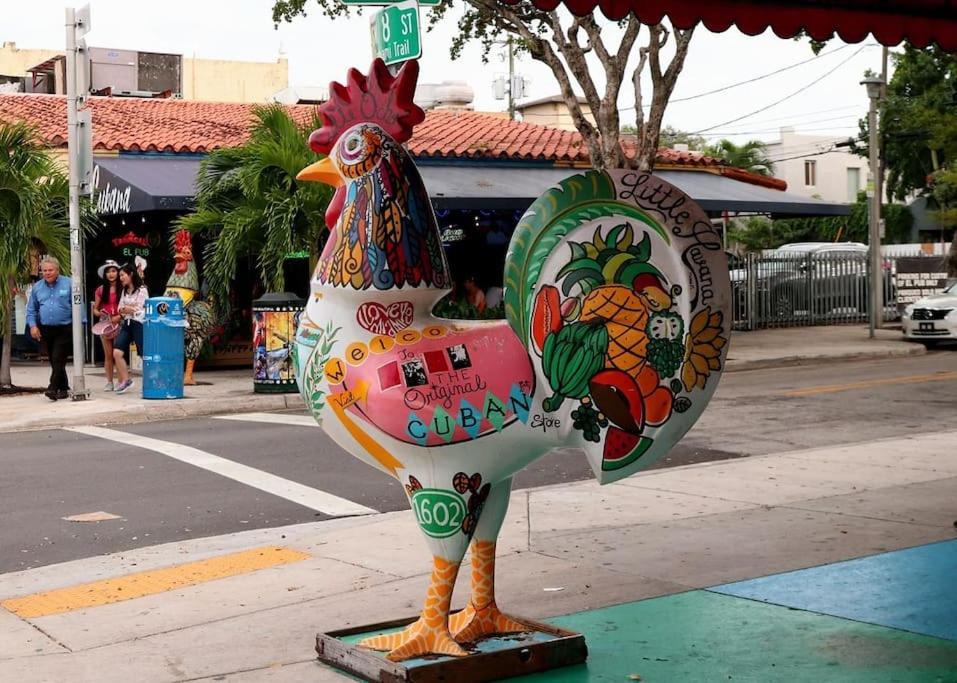 Amazing Experience In Calle Ocho Miami Zewnętrze zdjęcie