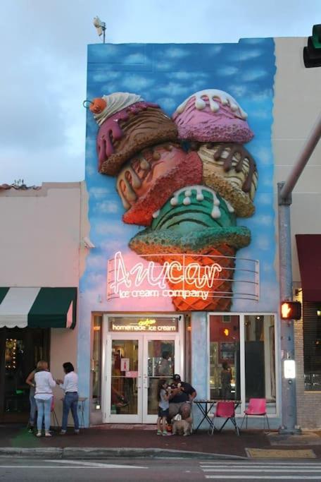 Amazing Experience In Calle Ocho Miami Zewnętrze zdjęcie